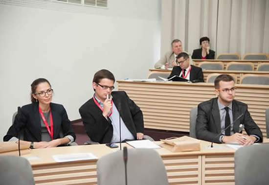 Sala obrad (na drugim planie - prof. Maciej Marszał i Tadeusz Juchniewicz).